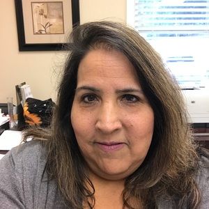 Meet your Posher, Laurie